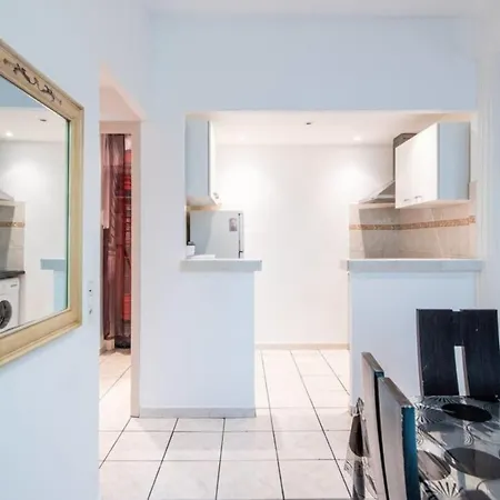 Spacious 1 Bed Apt , Sleeps 4 Nr Center Of Cannes